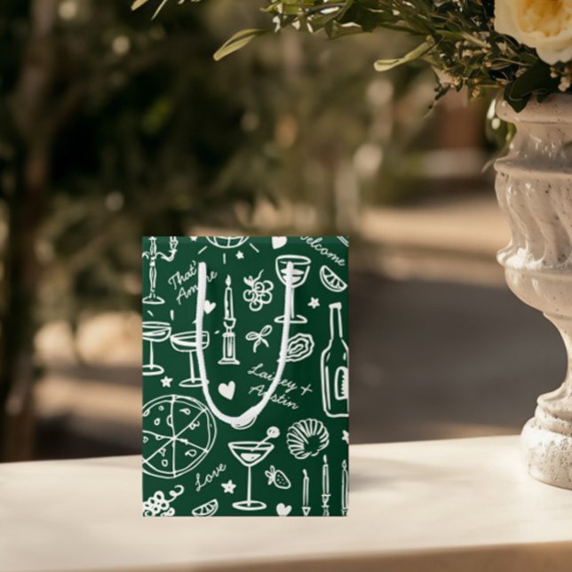 Hand-Drawn Illustrated Wedding Welcome Gift Bags (Hand-Drawn Illustrated Wedding Welcome Gift Bags)