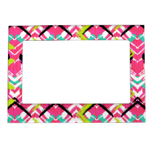 Hand Drawn Pink Zig Zag Pattern Magnetic Photo Frame