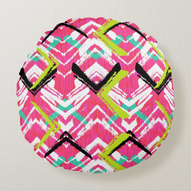 Hand Drawn Pink Zig Zag Pattern Round Pillow (Front)