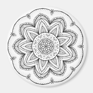 Hand Drawn Ribbon Mandala - Black & White Round Magnet