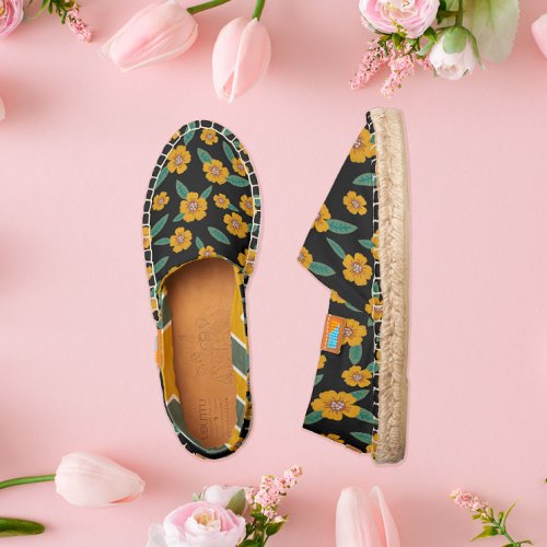 Hand_drawn watercolor yellow flowers pattern espadrilles