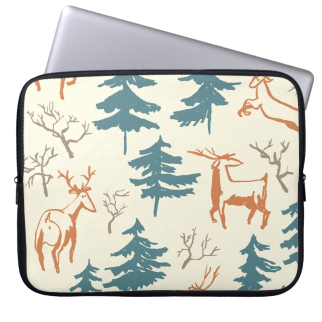 Hand drawn winter seamless pattern with deer and p laptop sleeve (Front)