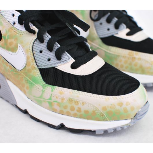 Hand Painted Camo Nike Air Max 90 Running Shoes (Zoom Right)