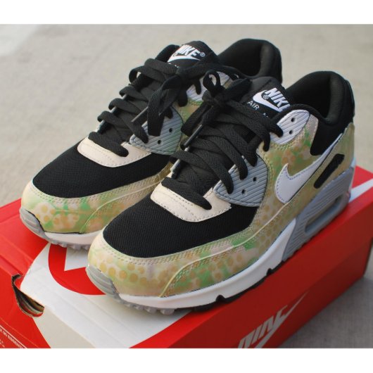 Hand Painted Camo Nike Air Max 90 Running Shoes (Front Left)