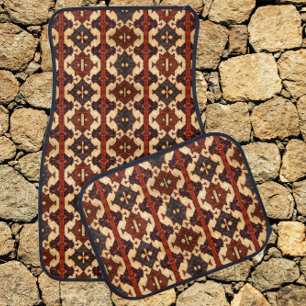 Handsome Earth Tone Antique Oriental Rug Design