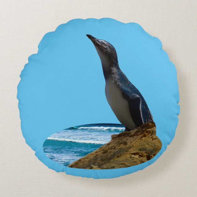 Handsome Penguin,  Round Pillow (Front)
