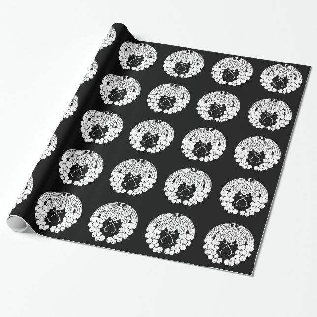 Hanging grapes wrapping paper (Unrolled)