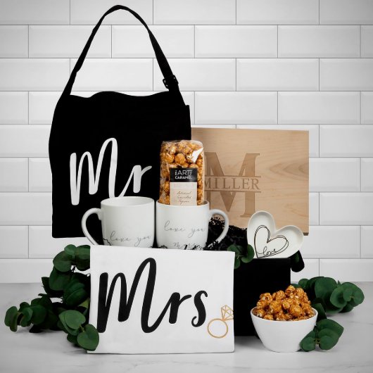 Happily Ever After Wedding Set w/ Gift Box (Front Right)