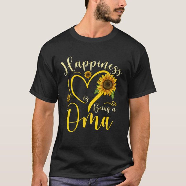 Happiness Is Being A Oma Sunflower Mother's Day Wo T-Shirt (Front)