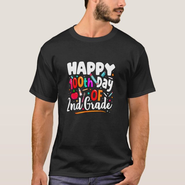 Happy 100th Day Of 2nd Grade  Outfit for Teachers  T-Shirt (Front)