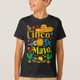 Happy cinco de mayo mexican sombrero margaritaHapp T-Shirt