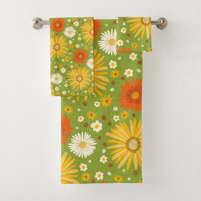 Happy Daisy Colorful Pattern Daisies Green Bath Towel Set (Insitu)