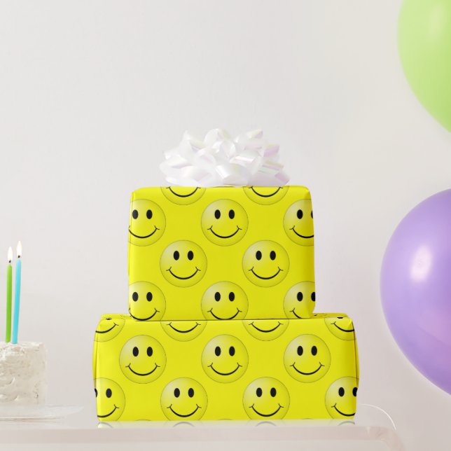 Happy Face Graphic Pattern Wrapping Paper (Party Gifts)