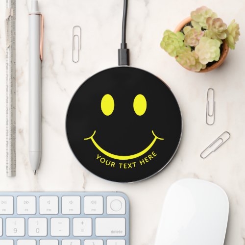 Happy Face Graphic Personalize Black Wireless Charger