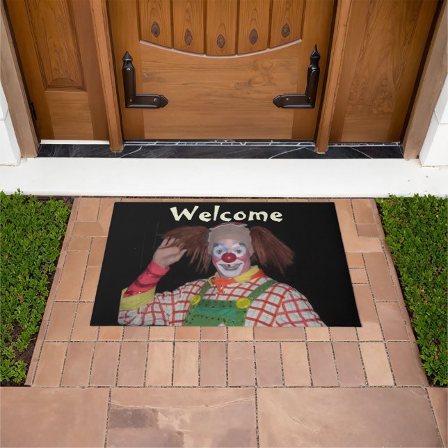 HAPPY FACED CLOWN  DOORMAT (Outdoor)