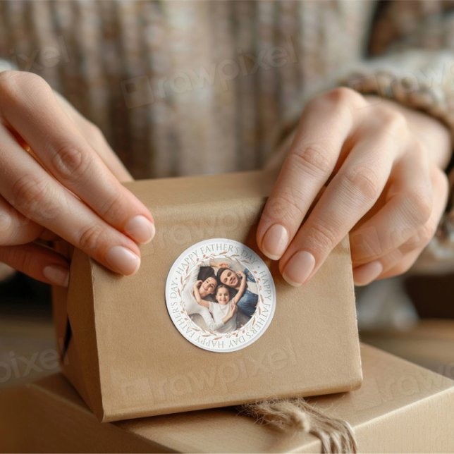 Happy Father's Day Photo Card | Customizable Dad G Classic Round Sticker (Creator Uploaded)