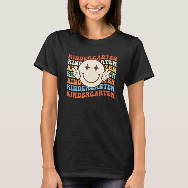 Happy First Day of Kindergarten Retro Groovy Kinde T-Shirt (Front)