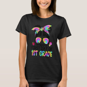 Happy First Day Of School 1st Grade Messy Bun Tie  T-Shirt