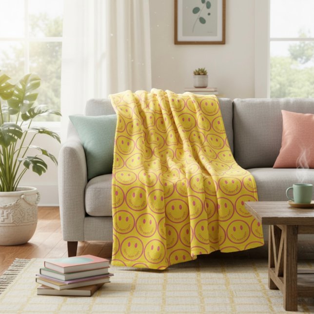  Happy Fleece Blanket (Creator Uploaded)