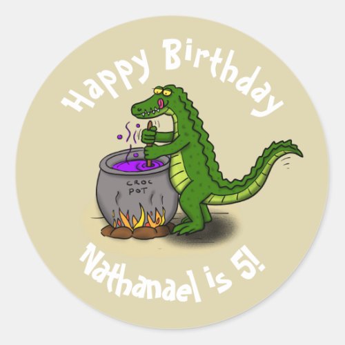 Happy green alligator cooking dinner cartoon classic round sticker