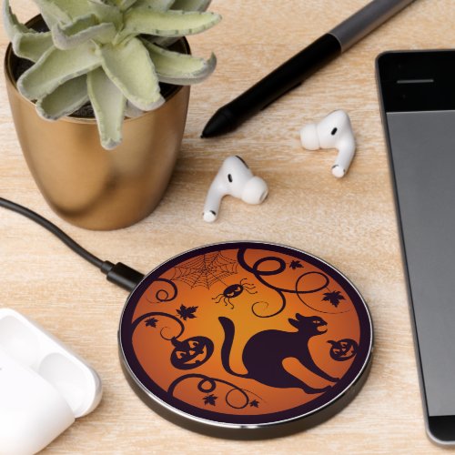 Happy Halloween lantern black cat spiders and bats Wireless Charger