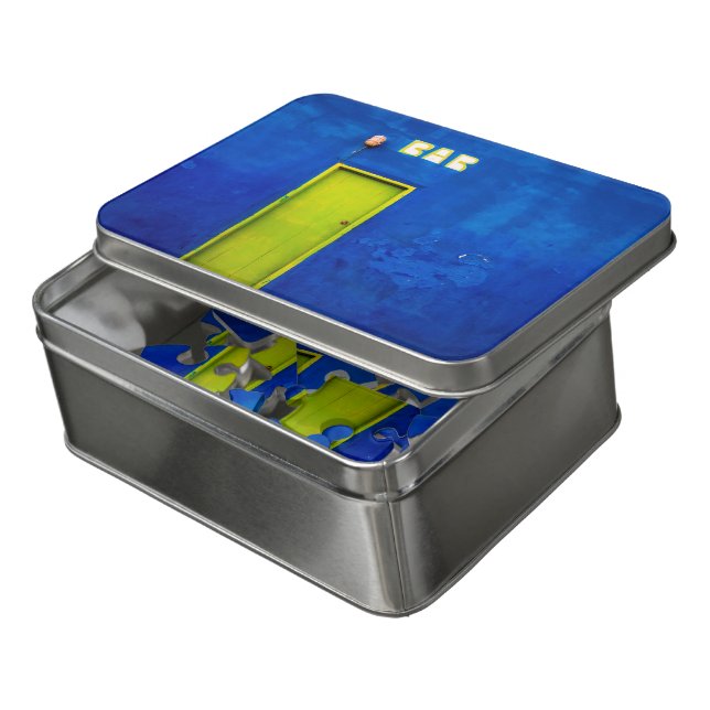 Happy hours jigsaw puzzle (Lid Open)