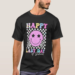 Happy Last Day Of School Retro Groovy Teacher Stud T-Shirt