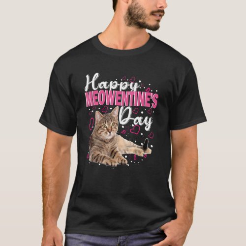 Happy Meowentines Day Funny Valentines Day Cat   T_Shirt