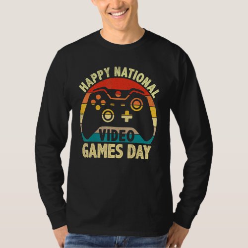 Happy National Video Games Day July 8th Retro Cont T_Shirt
