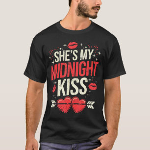 Happy New Year Couples She's My Midnight Kiss Vale T-Shirt