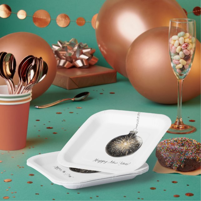 Happy New Year Fireworks Ball Paper Plates (Multi)