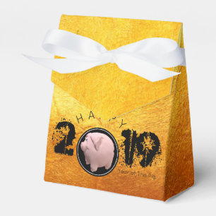 Happy PIg Year 2019 Original 3D gold Favor Box 1T