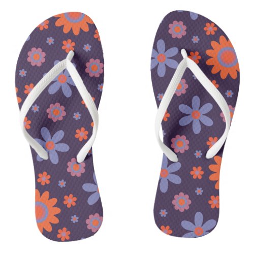  Happy Retro Flowers Cute 70s Hippie Daisy Pattern Flip Flops