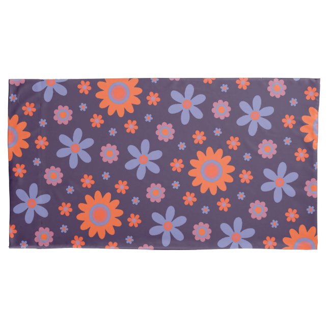  Happy Retro Flowers Cute 70s Hippie Daisy Pattern Pillow Case (Front)