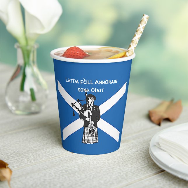 Happy St Andrews Day Flag Bagpiper Paper Cups (Insitu)