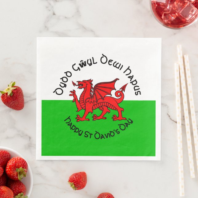 Happy St Davids Day in Celtic Style Paper Dinner Napkins (Insitu)