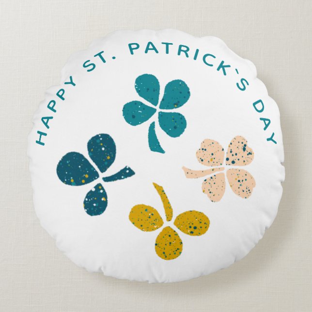 Happy St. Patrick`s Day Shamrock Clover Round Pillow (Front)