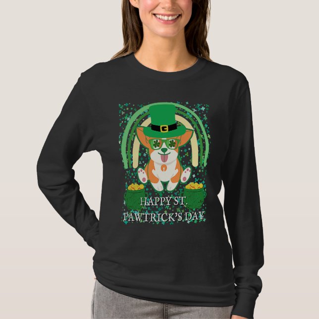 Happy st patrick's day corgis dog with c shamrocks T-Shirt (Front)