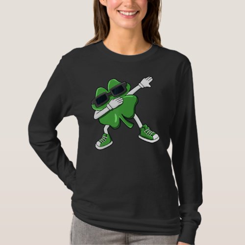 Happy St Patricks Day Dabbing Shamrock Boys Girls  T_Shirt