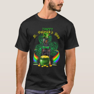Happy St Patricks Day Doberman Dog Leprechaun Hat T-Shirt