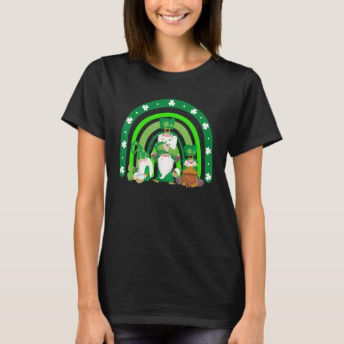 Happy St Patricks Day Irish Gnome Drinking Lucky S T_Shirt