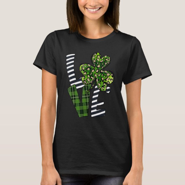 Happy St Patrick's Day Love Irish Shamrock Family  T-Shirt (Front)