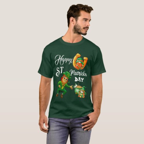 Happy St Patricks Day Lucky Leprechaun Pot of Gold T_Shirt