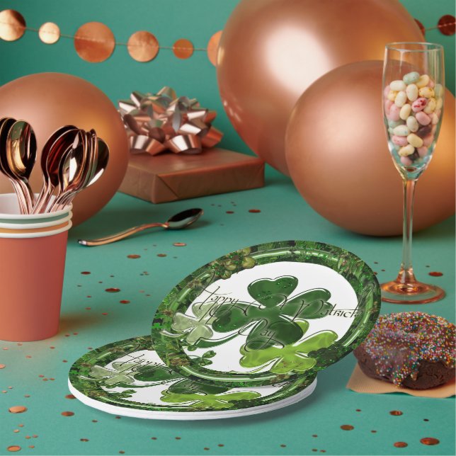 Happy St. Patrick's Day Paper Plates (Multi)