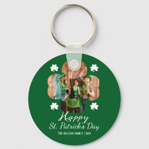 Happy St patricks day Shamrocks family photo Keychain