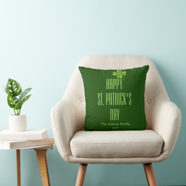 Happy St. patrick's day Shamrocks family photo  Throw Pillow (Chair)
