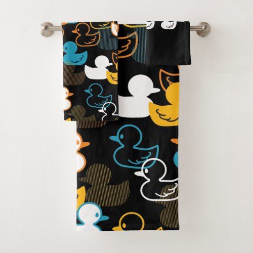 Happy Swimming a Paddling of Ducks Pattern Bath Towel Set