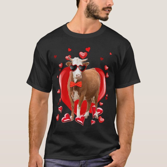 Happy Valentines Day Cow   Cow Farm  V Day T-Shirt (Front)