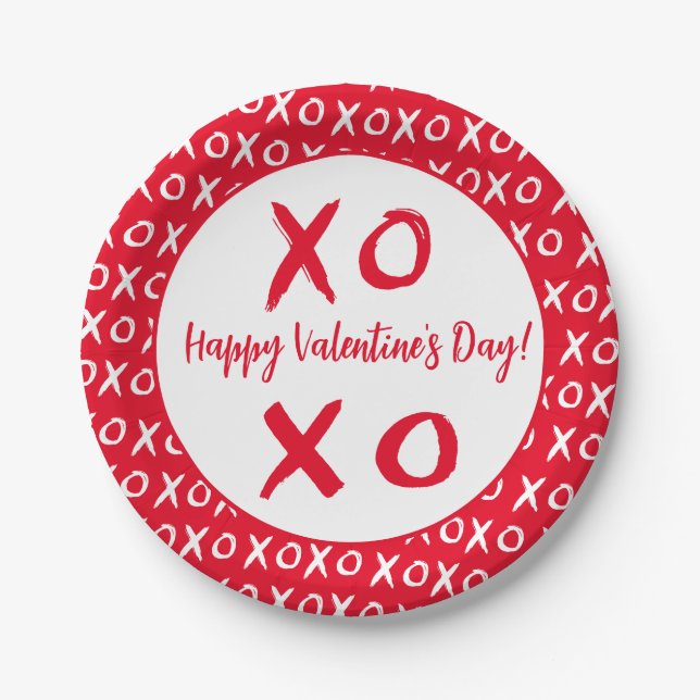Happy Valentine's Day Red white XOXO pattern Paper Plates (Front)