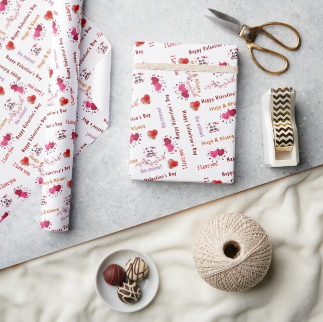 Happy Valentine's Day Wrapping Paper Couple Hearts (Crafts)
